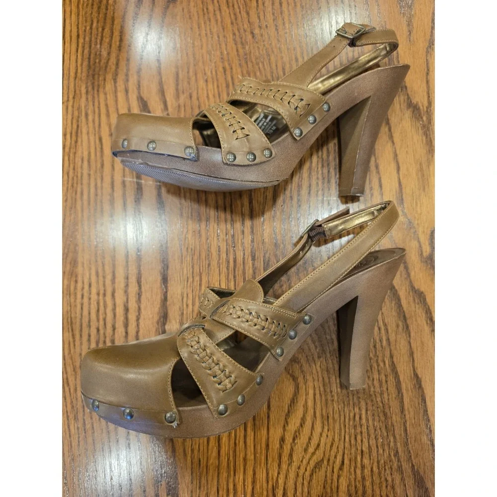 Candie's Vintage Platform Closed Toe Rachelle Vegan Leather Retro Heels Size 10
